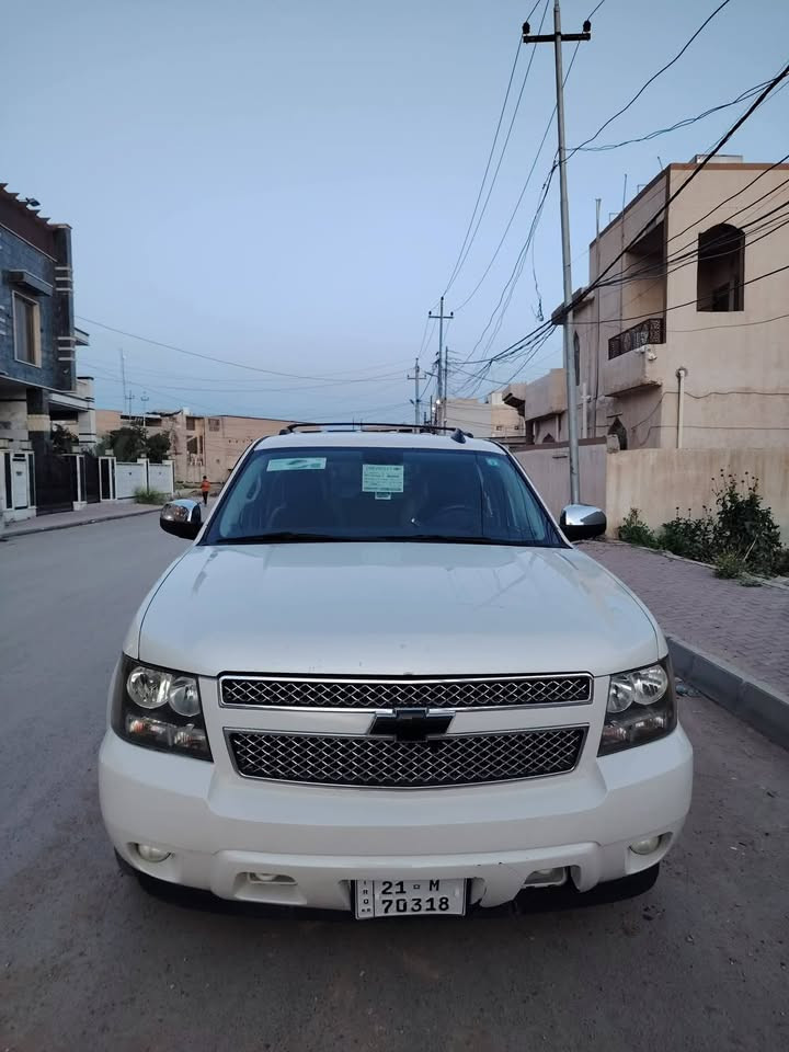 السلام عليكم للبيع تاهو2010 LTZ VIP دخول جديد ادوات كفالة من الكص والتفصيخ بدون صبغ جمالية صدر حدادية جاهزة ١٠٠٪
تخم تاير جديد  جاهزة للاخير
السعر ٩٠ وبي مجال حك الجيه 🌹
***********واتساب

