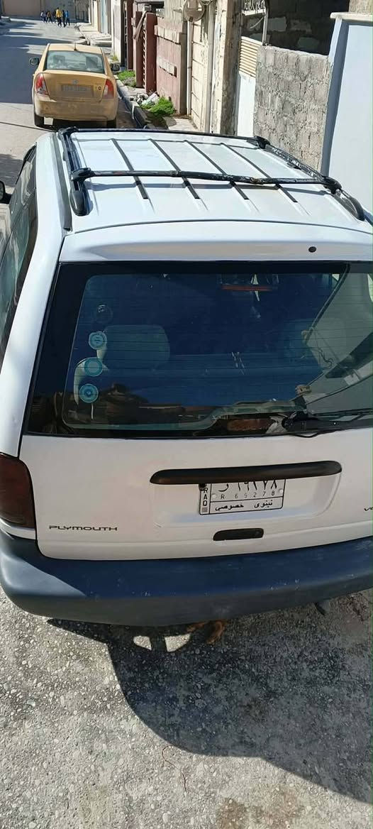 السلام عليكم دوج كراند كرفان 96 رقم نينوى الماني كابون بانزين شرط التحويل محرك كير شرط تبريد شغال صبغ حزام جماليه سياره جاهزه السعر 45 وبيها مجال بسيط جدا مكلف بالنشر *********** اتصال وبي واتساب
