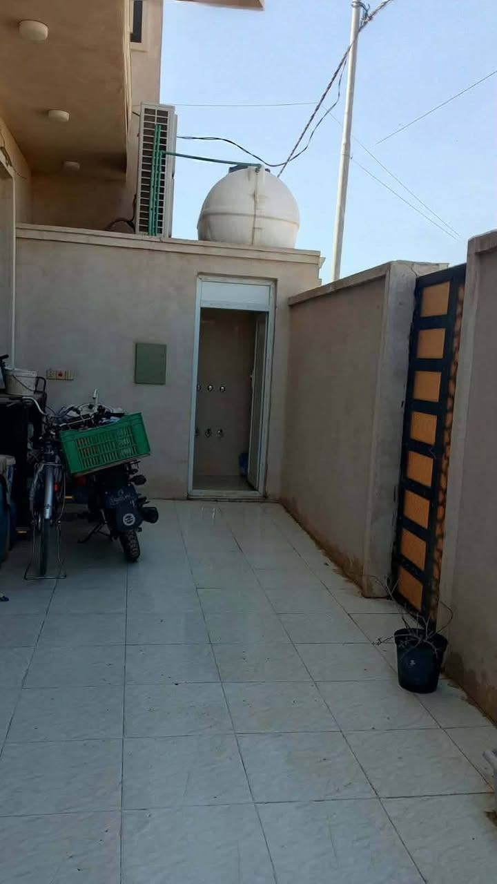 فرصة بالاسكان! دار 250م طابقين بـ 215 ألف بالشهر بس 😱

دار البيع بمنطقة الشهداء، شارع عرضه 15م، رقم القطعة 1818
طابقين فول مواصفات، المساحة 250 متر، موقع يخبل

السعر: 250 مليون وبيه مجال
الميزة: بيه إسكان والباقي أقساط 215 ألف/شهر
والإسكان ينزل من السعر بعد!

يقبل مراوسة بقطعة طابو صرف

العرض والنشر والمكاتبه علينا، انت بس تعاين وتستلم
للتواصل او الاستفسار المراسله خاص او واتساب او الاتصال على الرقم ***********

