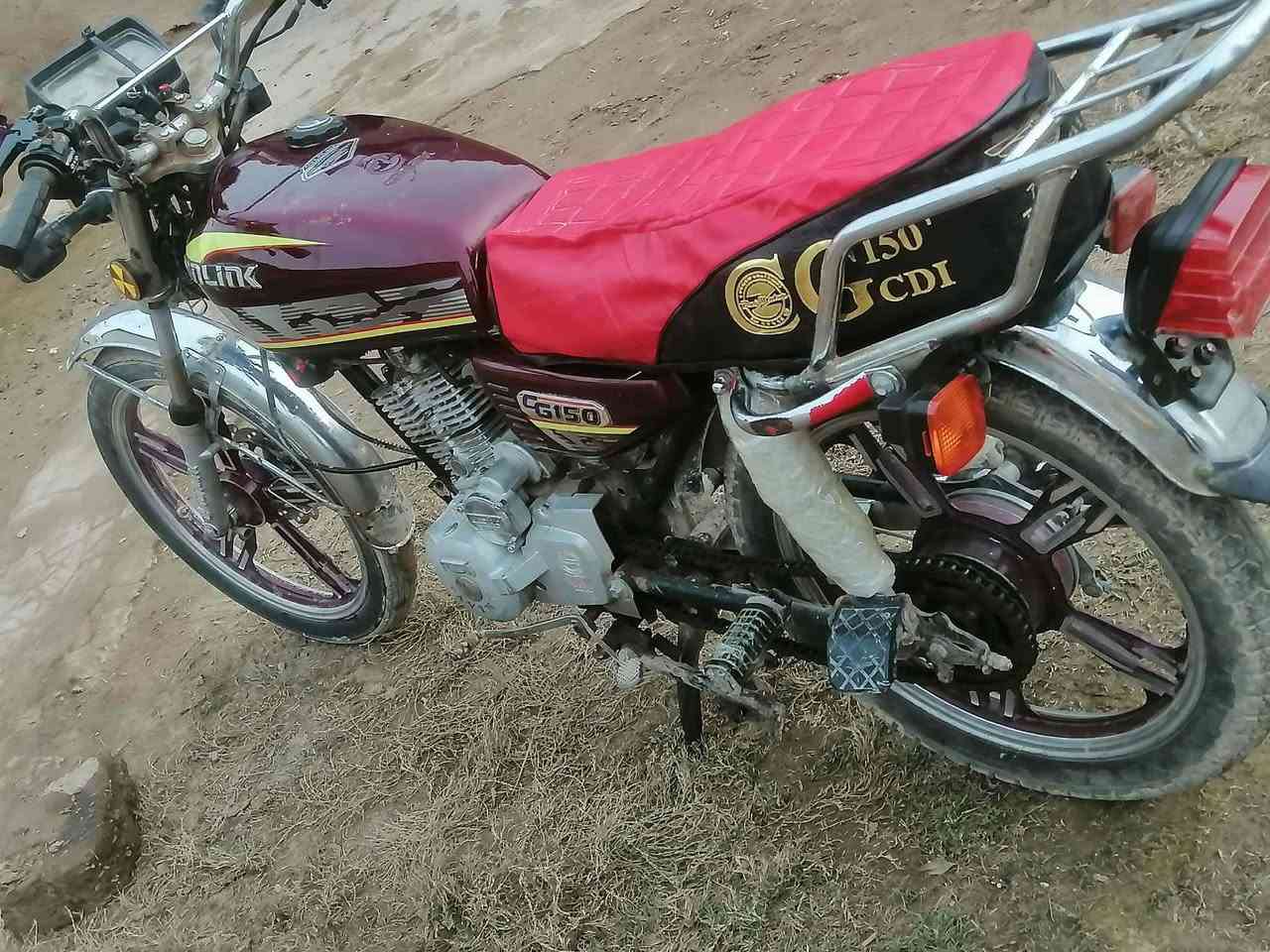 السلام عليكم موطور للبيع مديل 2021 مكفول محرك كهربائيات كامل السعر ٤٢٥وبي مجال الشراي يخابر ***********
