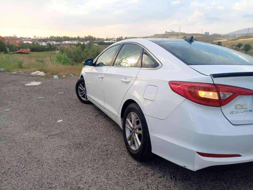 سلام عليكم  سوناته موديل 2016
رقم سليمانيه بسمي تريد وكاله تريد تحويل
وارد أمريكي  حدثه قبق الجنطه وداخل شبر عل حوض السبير فقط وبيه تشليع بل قماره شي بصيط
ماشيه 94 مكينه 2400 جيتي أي 
باتري جديد  تخم تاير جديد حديدية  جديده
تبريد ثلج ❄ زنون  أصلي   تاب أندرويد  كامره  خلفيه    السياره خير من الله   ماعيزه شي  السعر 122 وبيه مجال العنوان نجف  *********** 

مو النجف
