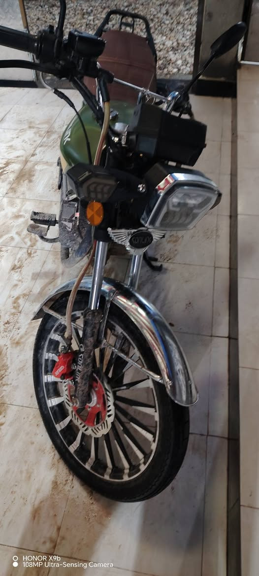 دراجة سيفان زيتوني 2025 جديده اوراقهه موجوده السعر 750 قفل


**إذا كنت صاحب هذا الإعلان وتريد حذفه لأي سبب، رجاءا أرسل رسالة إلى الدعم الفني**