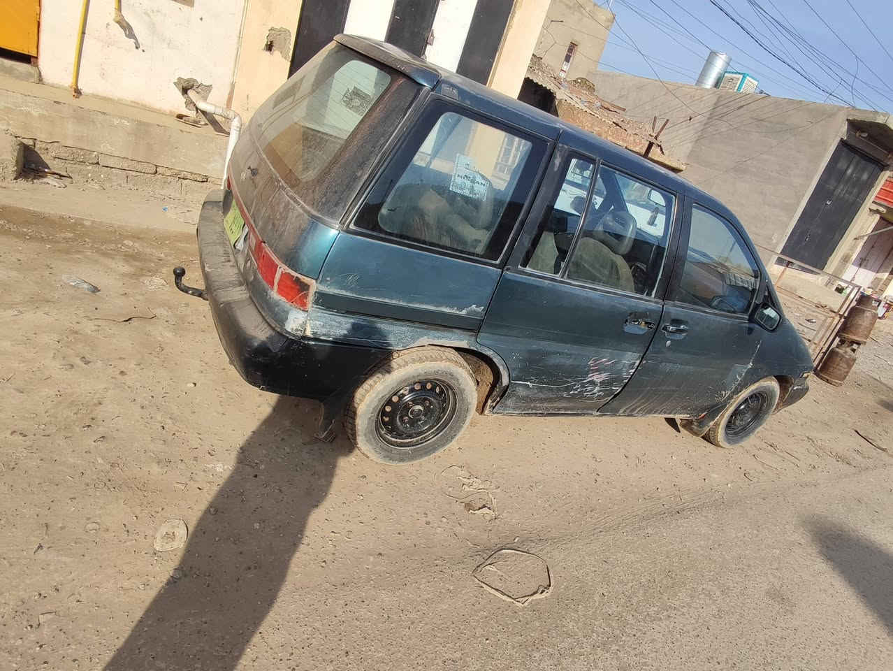 السلام عليكم نيسان استيشن كير ومحرك كورلا شرط معمر جديد كهربائيات كلها شغاله تنته جوم تدفئ نار  لايت عالي ناصي اشاير مناقصه شي مسجله شرط الوكاله وتحويل أسعر 15وبيه مجال ويرهم مراوس ***********
