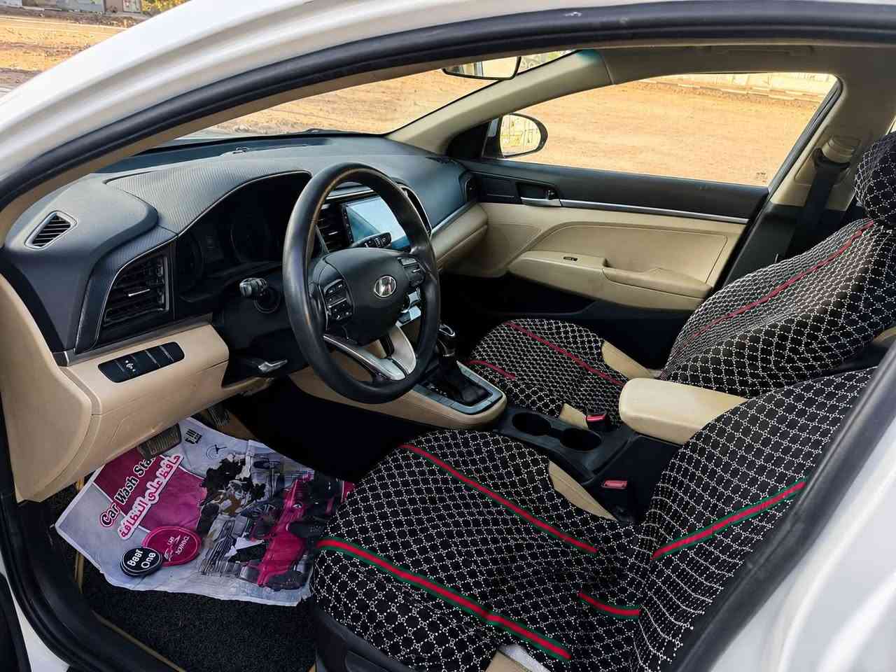 سلام عليكم للبيع هونداي النتره موديل 2020  خليجي فول 1/1 مكينه 1800  شرط ما مفتوحه   كير كفاله  رقم بقداد بسمي   سنويه 31 مصفره من كلشي  سياره بيه جاملغ خلفي  بدون دواخل للحوض  وبيه مكانات سعر  114  صبغ  سياره مابيه حادث قوي لغود وشواصي شركه مكان سياره كربلاء المقدسه لل ستفسار ‏‪***********‬‏

