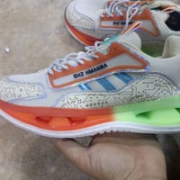 حذاء رياضي • بوست حقيقي • قياس 44