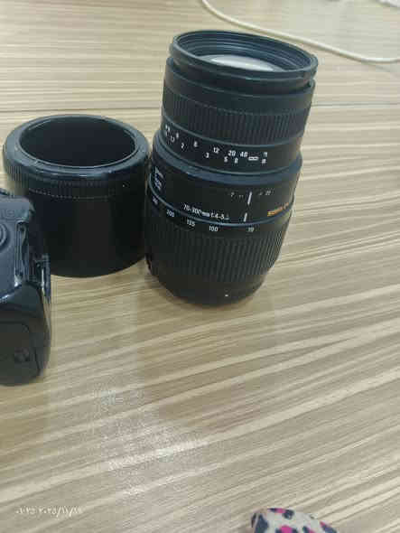 سلام عليكم كامره نيكون 3200 معا ملحقاتها جنطه +بطاريه +حزام كتف +رام 32+زوم 300/70 +شاحنه عنوان البصره القرنه سعر واتساب ***********
