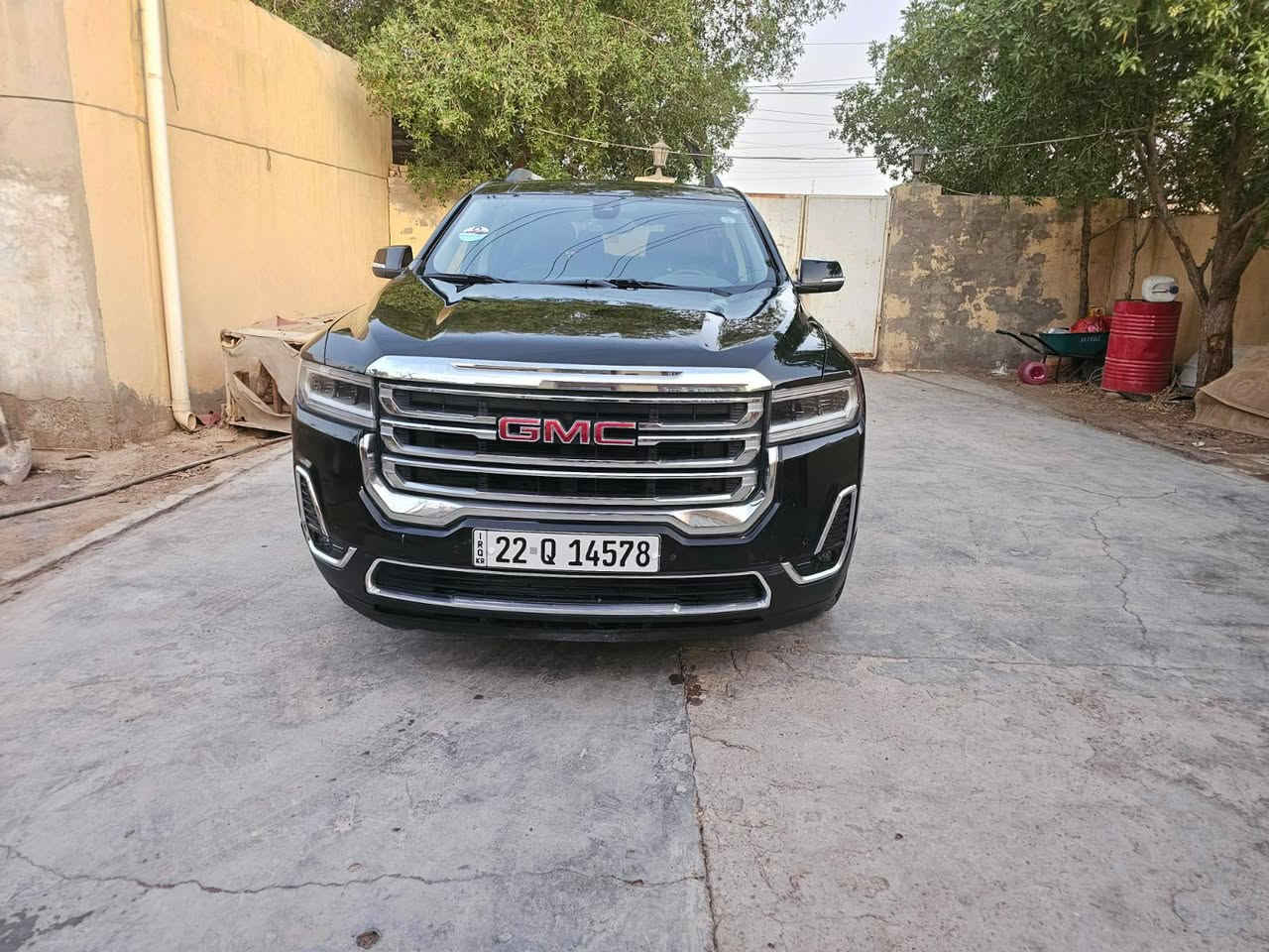 GMC ACADIA 2023 SLT
1️⃣فول مواصفات عدا البانوراما
2️⃣رقم اربيل بأسمي مو بأسم شركه تريد مداور تريد وكاله 
3️⃣حادث سطحي بدون دواخل مثل ما موضح بالصور :
جاملغ والدعاميه بلاديه فقط تصليح
 البنيد كلير امريكا 
والبجم كبس بلاد 
4️⃣مكينه 2000 تيربو
5️⃣السعر :215وبيها مجال بسيط كلش
6️⃣السياره جاهزه من جميع النواحي
7️⃣للتواصل مع الأرقام التاليه:
***********_*********** 
واتساب وخط
