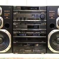 سوني 715 ثلاثة طوابق محولة ١١٠  فقط زر التشغيل يحتاج صيانه  السعر٢٠٠  ...