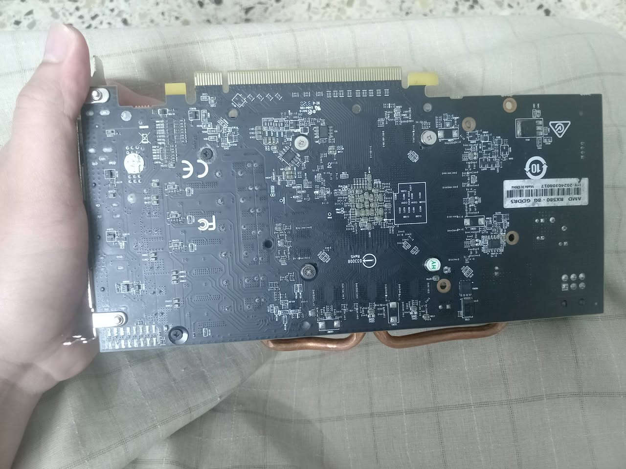 السلام عليكم
اخوان كرت RX580 8g جديد
ربطته وشغلت حاسبه شو ميعرض ولاتفتر مراوح ومن اتلمسه يكون حامي
ماعرف شنو مشكلته بالضبط بس عموما ب 35 الف وعندي توصيل ***********
