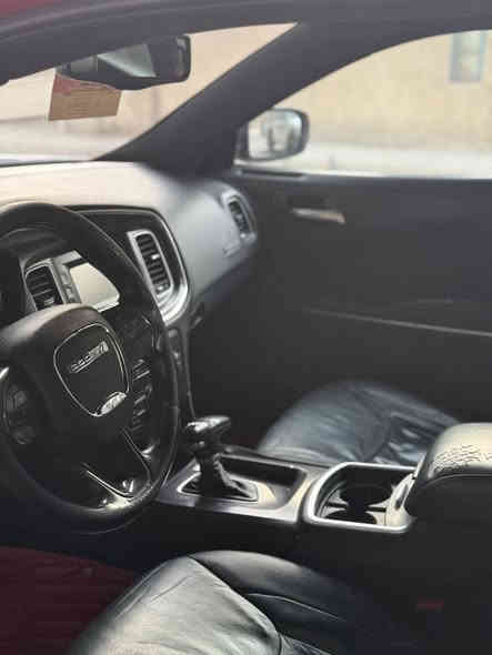 جارجر 15 مرمز 16 
حادث بس بنيد بدون دواخل 
بدون شاصي لغد 
السعر ١٥٥ بيه 
***********
