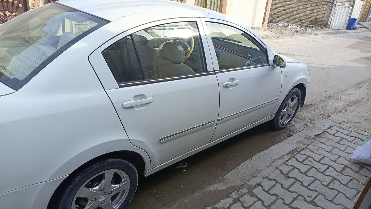 السلام عليكم
موديل 13 بلادي رقم نكليزي سنويه جديده قبل شهرين حولته 

مثل واضح بل صوره 
السعر 36
بغداد الكمالية تواصل وتساب أو اتصل ***********
