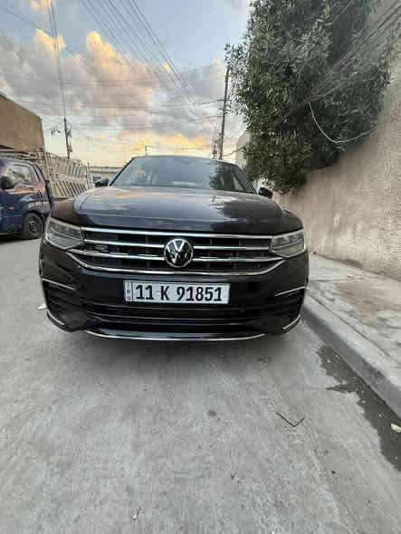 السلام عليكم فولكس واكن تيكوان للبيع واريد امريكي حاثهه جاملغ وبنيد السياره ار لاين مديل 2023 السعر 195 وبيهه مجال *********** ماشيه 48Km
