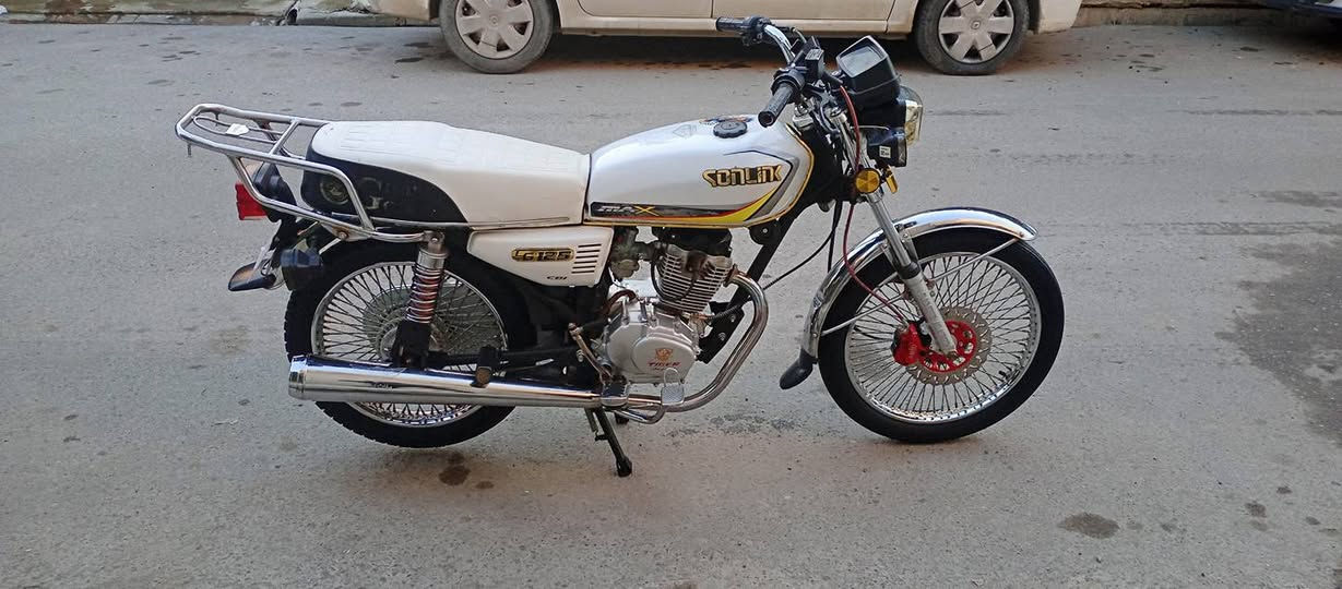 السلام عليكم ماطور للبيع تايكره ماطور جديد كل شي ما يراد له كله شغال سعر 450 وبي مجال بسيط شرايجي خاص***********✌🏻
