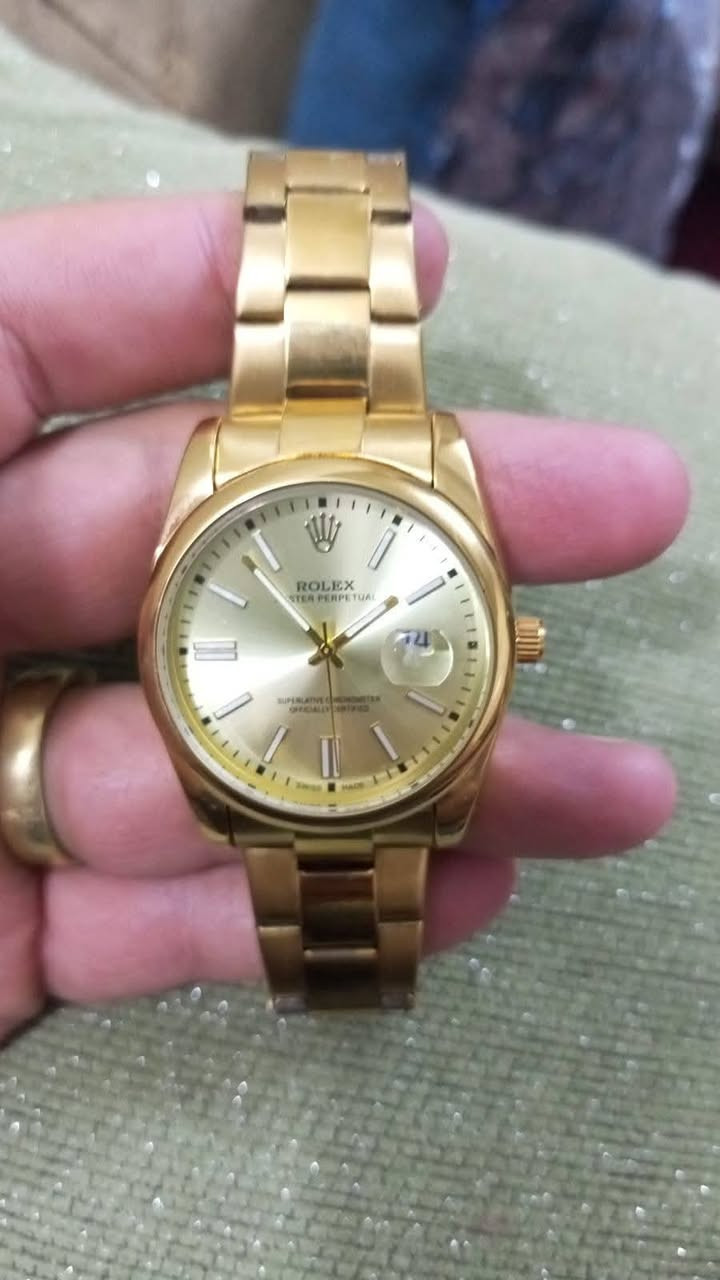 ساعه رولكس كلش حلوه وراقيه كوالتي عالي ضد الماء خلي سعر وبلعافية علياخذها


**إذا كنت صاحب هذا الإعلان وتريد حذفه لأي سبب، رجاءا أرسل رسالة إلى الدعم الفني**