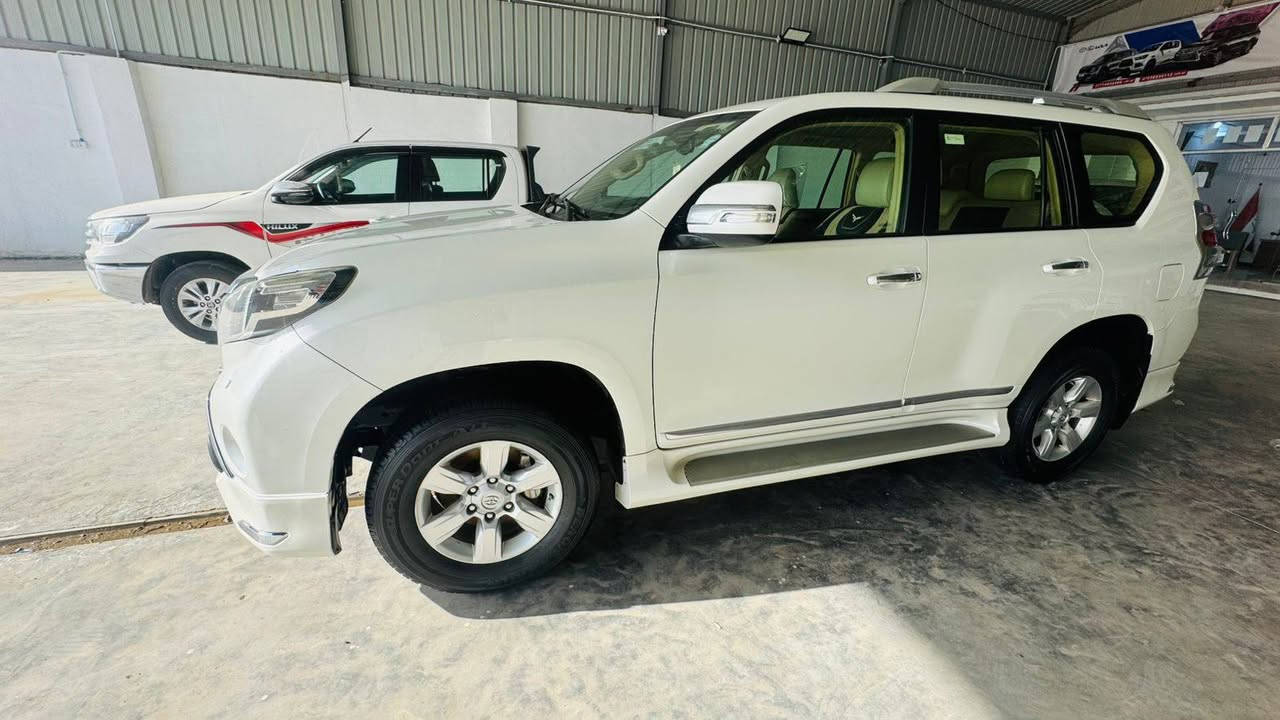 السلام عليكم برادوTXL 2014 مكفوله جديدة
مكينة4 سلندر 2700 مكفولة
بخاخ لايت
غرفة جلد 7راكب
كشنات كهرباء 
فور ويل
شاشة كامرة
حساس دعامية
بصمة تشغيل عن بعد
لايت متحرك
منظومة زنون عالي ناصي
تخم تاير جديد صدر جديد 
سيارة جديدة جدآ وجاهزه من كل النواحي
واسط قضاء الزبيدية 
***********
***********
