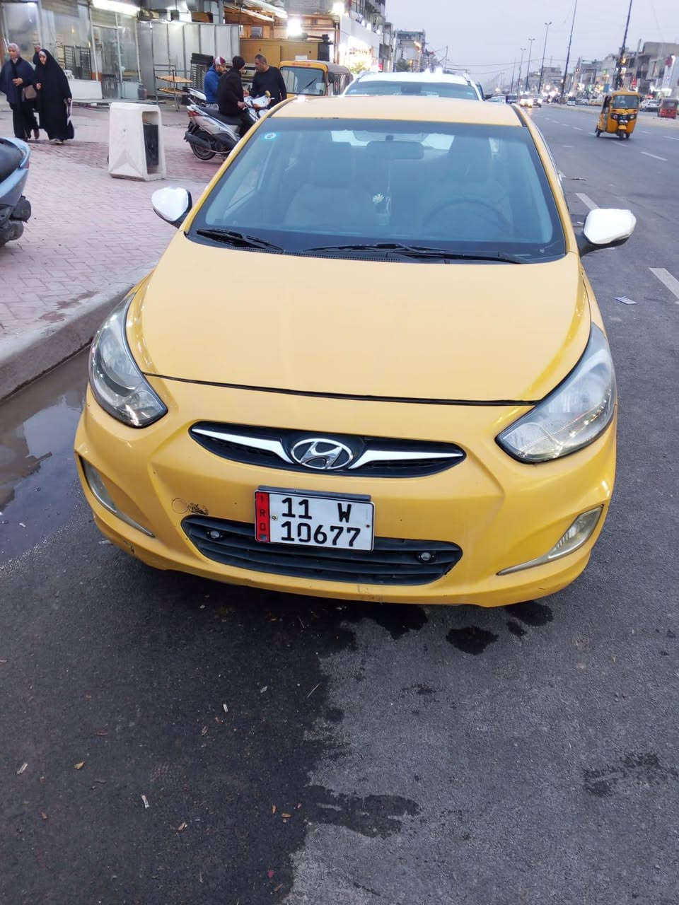 السلام عليكم
سياره اكسنت للبيع موديل 2012 خليجي رقمها بغداد انكليزي مكينه 1600 دوش نظام اقتصادي ايكو كير نظامين (عادي-اوتماتيك)
سنويه باسمي تحويل ثاني يوم السعر (82) وبيها مجال بسيط العنوان بغداد مدينه الصدر 
***********
