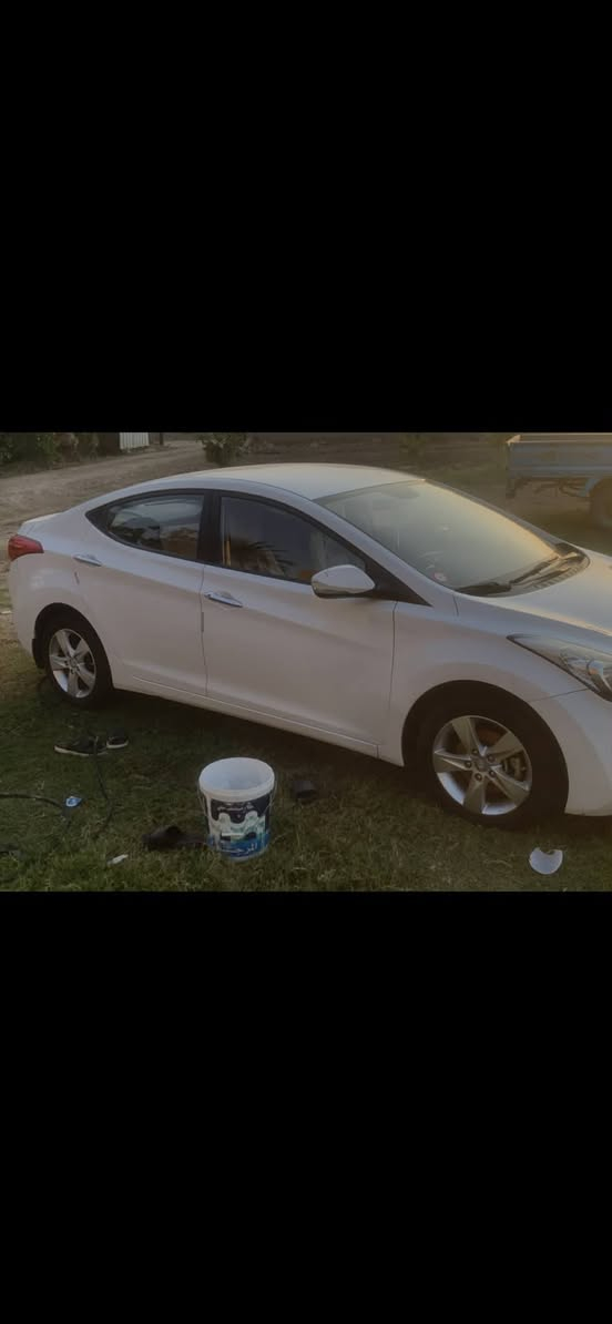 السلام عليكم عيدكم مبارك
النتره 2014  خليجي للب_يع — 
مكفوله كفاله عامه 
ماعده الدعاميه الاماميه مصبوغه فقط
رقمها اربيل انكليزي تحويل ثاني يوم
حجم المحرك 1800 
دوشمه .. تخم تايرات جديد
السعر 130 وبيها مجال
العنوان بغداد التاجيات 
***********
***********
***********
