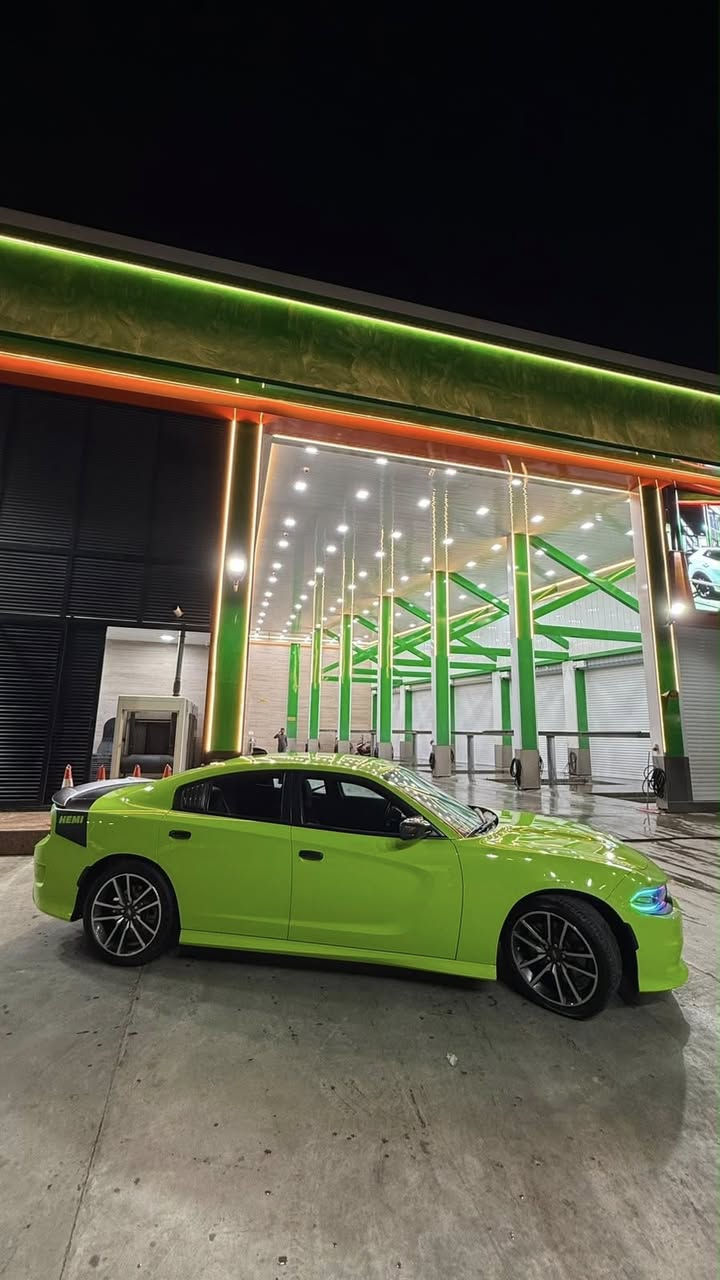 دوج جارجر 2023   R/T‏ نداء الأخير
المحرك : 5.7L V8
الحالة :  جاملغ صبغ بدون دواخل

العداد :21 الف ميل
فول عدا الجلد والفتحه 
مواصفات : Rt
سوبر تراك باك
رادار امامي
 تحديد مسار 
كشن كهرباء 
شفتات ستيرن
شاشه كبير 
حساسات وكاميرا
مرقم بصره باسمي تحويل ثاني يوم 
باي موقع يعجبك بغداد او خارج بغداد 
مكان السياره بغداد
السياره مصروف عليها هواي 
بيها شوته رياضي شديت الها وفلتر تبريد واويل كاج كان بس ذن ب  مليون و 600 الف اخذتهن
غرفه روز رايز زراعه مو تلزيك 
السياره مغلفه ppf سعره 1100 دولار 💲 
السياره راح تجي و تشوفها نظافتها 100 ‎%‎ 
السعر 315 ورقه
رجاءً الي يشوف السعر غالي عليه لا يعلق
مكاني بغداد 
*********** حسن العگيلي
