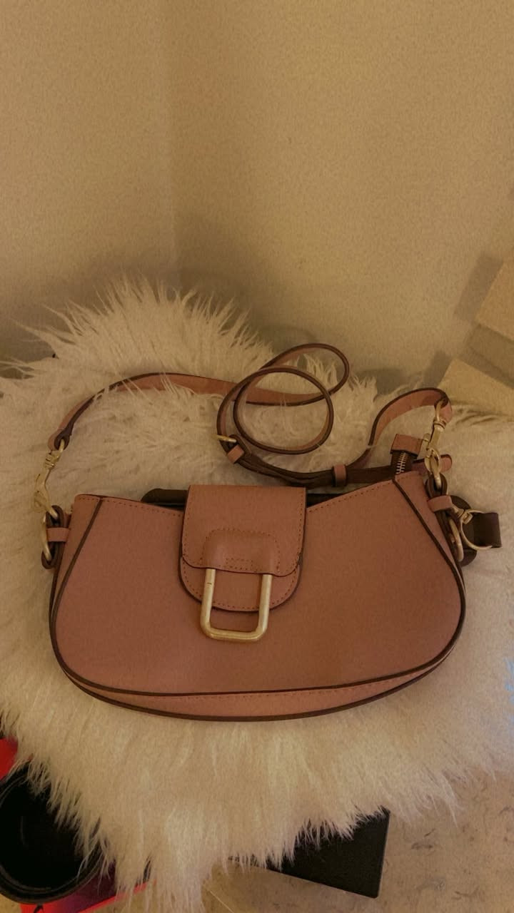 أغراض للبيع


**إذا كنت صاحب هذا الإعلان وتريد حذفه لأي سبب، رجاءا أرسل رسالة إلى الدعم الفني**