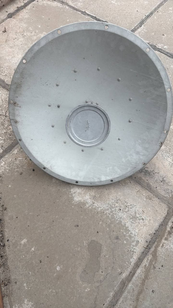 برج عراقي ٢١ متر في بغداد مع كامل محتوياته للبيع ، للتواصل على الهاتف *********** او ***********
او الواتس اب، غير متواجد على الفيس
