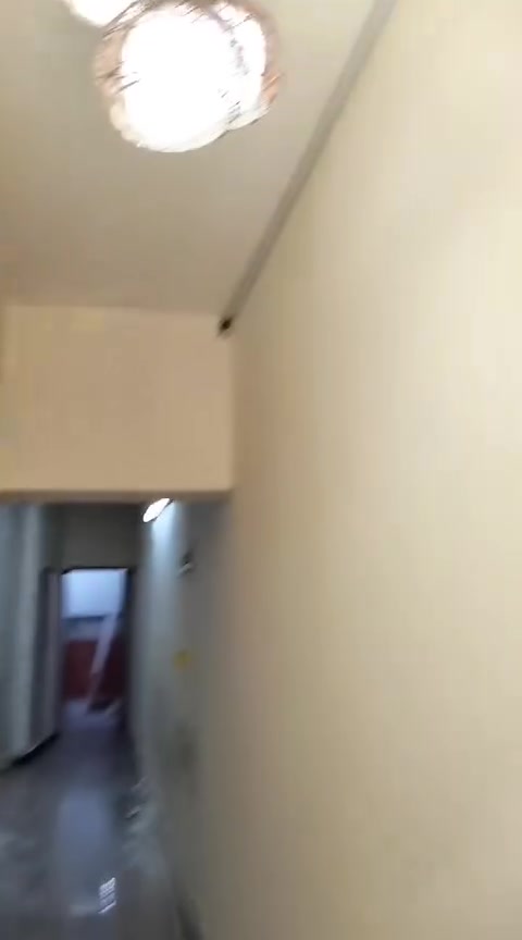 صباغ مصري متفرغ وجاهز للعمل
 اشتغل يوميه وقطعي ومتر 
تواصل مكاني باب معظم 
📞 ***********
