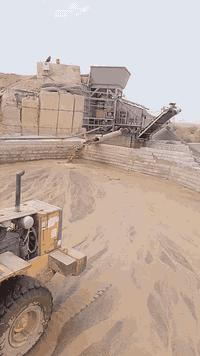 سلام عليكم يوجد رمل 130 واصل الحويجه وحجر👉*********** 35واصل حويجه مواد دراجه أوله حمل فول خابر ودللل 👈🏿***********
