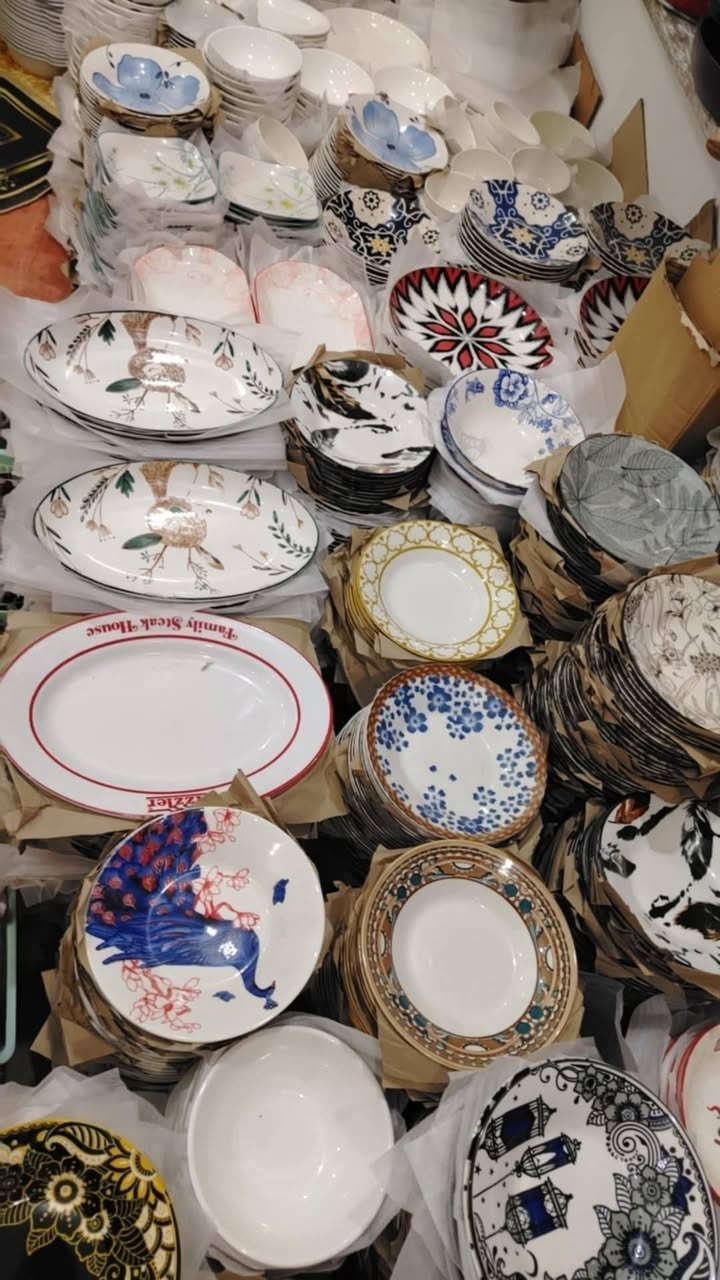 كل أنواع الفرفوي والأشكال والنقوشات تخبل وبأسعار اخوا البلاش كاسات زغار وكبار مواعين كافة الاحجام بلم فرفوري حابة تطلبين تجيج لباب البيت أو تزورونه في موقعنه بيت غته حي دجلة قريب ع متوسطة درع المستقبل


**إذا كنت صاحب هذا الإعلان وتريد حذفه لأي سبب، رجاءا أرسل رسالة إلى الدعم الفني**