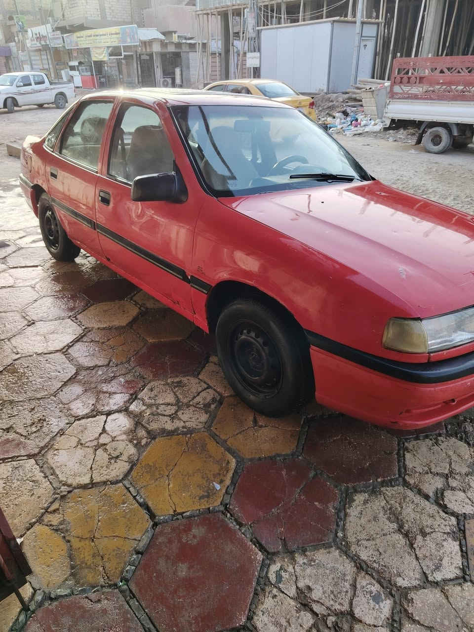 سلام عليكم اوبل فكتر موديل 92 سنويه ساقطه كهرباء شغاله تخم تاير مكينه وكير حاويه السعر 30 وبيها مجال رقم الجوال /***********
