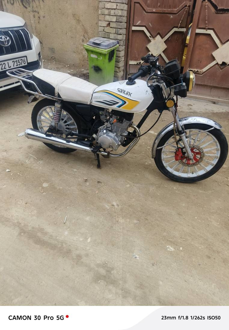 السلام عليكم سونك موديل2024  دراجه جديده شرط مكينه مكفوله جيب فيتر وفحص رادله ترتيب بسيط مكاني بغداد مدينه الصدر السعر 650رقمي*********** بغداد, العراق
