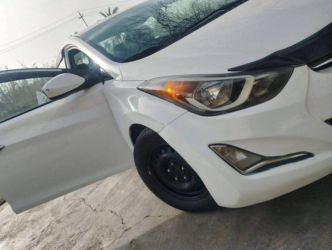 يارب  النتره موديل 14سياره جديده بمعنى الكلمه محرك دوش 1800 محرك كير مكفول سياره تخم تاير صدر امامي خلفي جديد تبريد ثلج ضرها بسيط هلا شاشه تحكم ستيرن كامره شرط التحويل ثاني العنوان ديالى بعقوبة 112وبيه مجال الطيبين سونار مرفوق وفيديو رقمي***********
