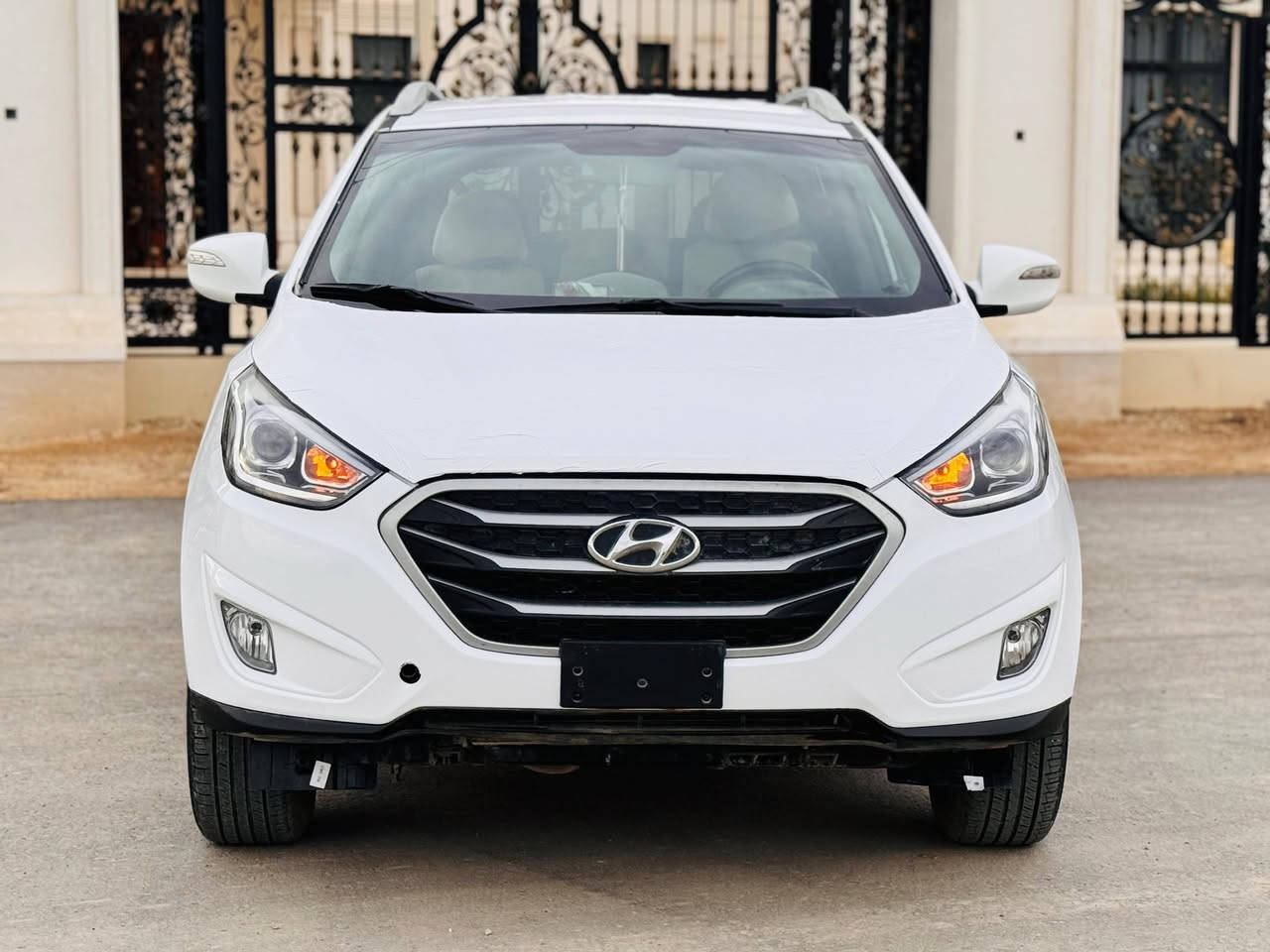 🚗 هيونداي توسان 2014 خليجي
🔹 محرك 2000 سي سي
🔹 3 قطع صبغ بدون دواخل
🔹 مكينة ممتازة وأداء قوي
🔹 هزّة جديدة
🔹 السيارة جاهزة وما تحتاج أي صرف
📍 رقم واسط – مشروع وطني
📍 الموقع: الصويرة / بسماية
💰 السعر: 133 قابل للتفاوض البسيط
📞 للاستفسار: ***********
