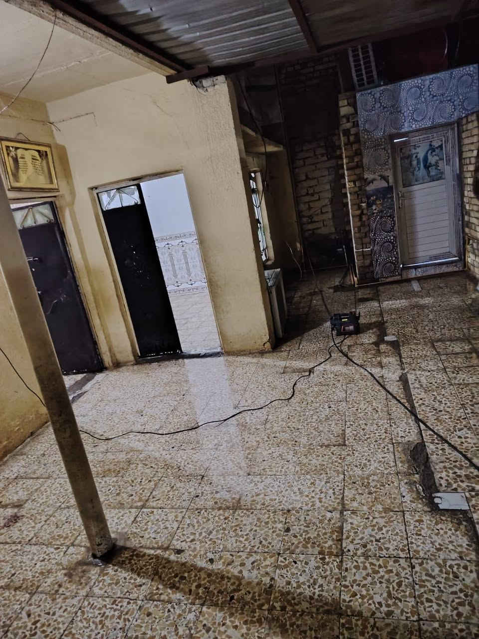 مكفل بالنشر دار لليجار العنوان حي العامل قرب شارع عكش المساحة103متر بيت مرتب تجي تشوفة ايجاره250 رقم الهاتف للاستفسار***********1أو راسلوني خاص
