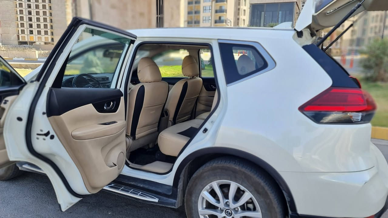 للبيع نيسان اكس تريل ٢٠١٩
خليجي اسلام شركه
سبعه راكب
 مغلفه جلد
دوسات خارجيه اكس تريل
مطريات اكس تريل
شاشه تحم ستيرن
ماشيه تقريبا ٩٨الف
كير ومحرك تبريد صدر كله مكفوووول
تخم تاير جديد لسبير طبعا مقدس
بيها طخه بدون صبغ او بارد واضحه بالصور
السيارة كلش نضيفه مال جنابه
السعر ١٨.٨٠٠الف وبيها مجال
١٨٨ورقه
*********** ابو امير
