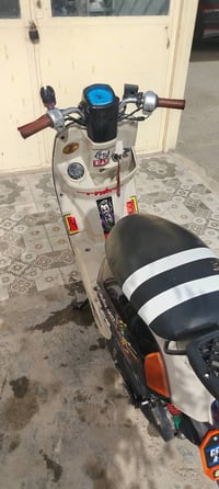 ماكس بوليس • سلف • محرك أصلي