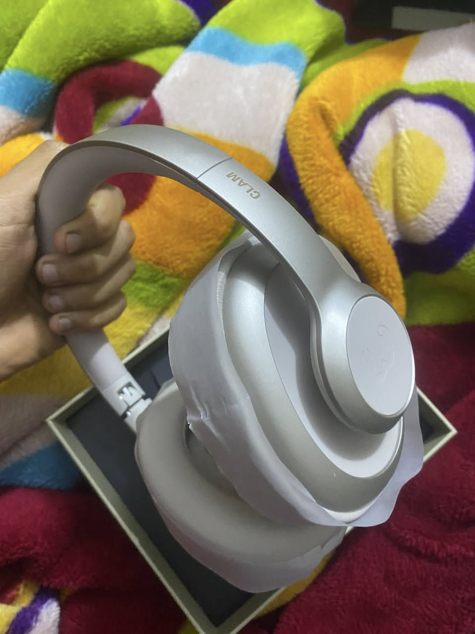 ادمن وافق فدوة السلام عليكم سماعة للبيع غير مستخدم كامل ملحقات السعر 50 الف مكاني بغداد ماعندي توصيل ***********
