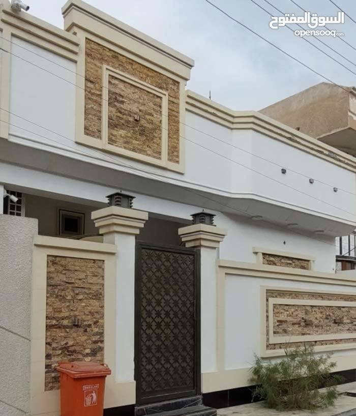 يعلن مكتب المرتضى للعقارات عن توفر
بيت للبيع ، في الاربع شوارع ، خلف مدارس آل الرسول ، موقع ممتاز
طابق ونصف ، بناء 2013 محدث
المساحة /  150 متر
الواجهة / 10 متر
النزال / 15 متر
يحتوي على / 3 غرف وصالة واستقبال ومطبخ وكراج وصحيات
اضافة الى منظومة ماء RO ومنظومة غاز متكاملة
سعر البيت / 350 مليون

توجد لدينا عروض اخرى
للأستفسار الاتصال على الارقام التالية
قسم البيع / *********** - ***********
قسم الايجارات / ***********
نستقبل كافة العروض والاعلانات نشرها وترويجها مجانا
عنوان المكتب / الجنينة / شارع جامع الكرناوي / مقابل فتافيت سنتر
