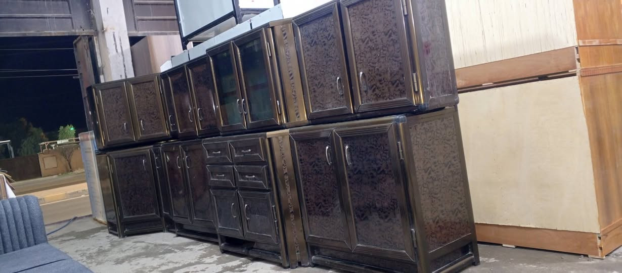 معرض تكريت للاثاث المنزلي لجمله ولمفرد
كاونتر فصال 5 قطع 4 امتار مستعمل شي قليل و نضافه فول مبي اي عيب عنوان لمعرض تكريت شارع لزهور لحولي مقابل مدرسة كنوز لهليه مجاور مجمع رداد للنشايه محل أبو عبدالله 
للاستفسار أكثر تصال ع رقم الهاتف او مراسله ع واتساب 
***********
***********
