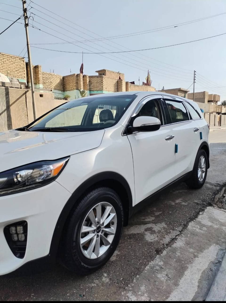 سورنتو وارد أمريكي 2020
ماشيه 47  ميل  
  الضرر بسيط جدا  تبديل جاملغ أمامي نفس الون 
    رقم أربيل تحويل او وكاله 
     _ محرك V6 
     _كير 8 نمر 
     _ 7 راكب 
   _ مانع انزلاق 
   _ 4 وضعيات قيادة 
  _ تحكم ستيرن  
   _  تبريد قطعتين 
    تشغيل سويج 
    السياره جديده ونظيفة جدا 
  
 السعر   215  وبيها مجال 
  مكان السيارة  واسط 
   للستفسار   ***********
