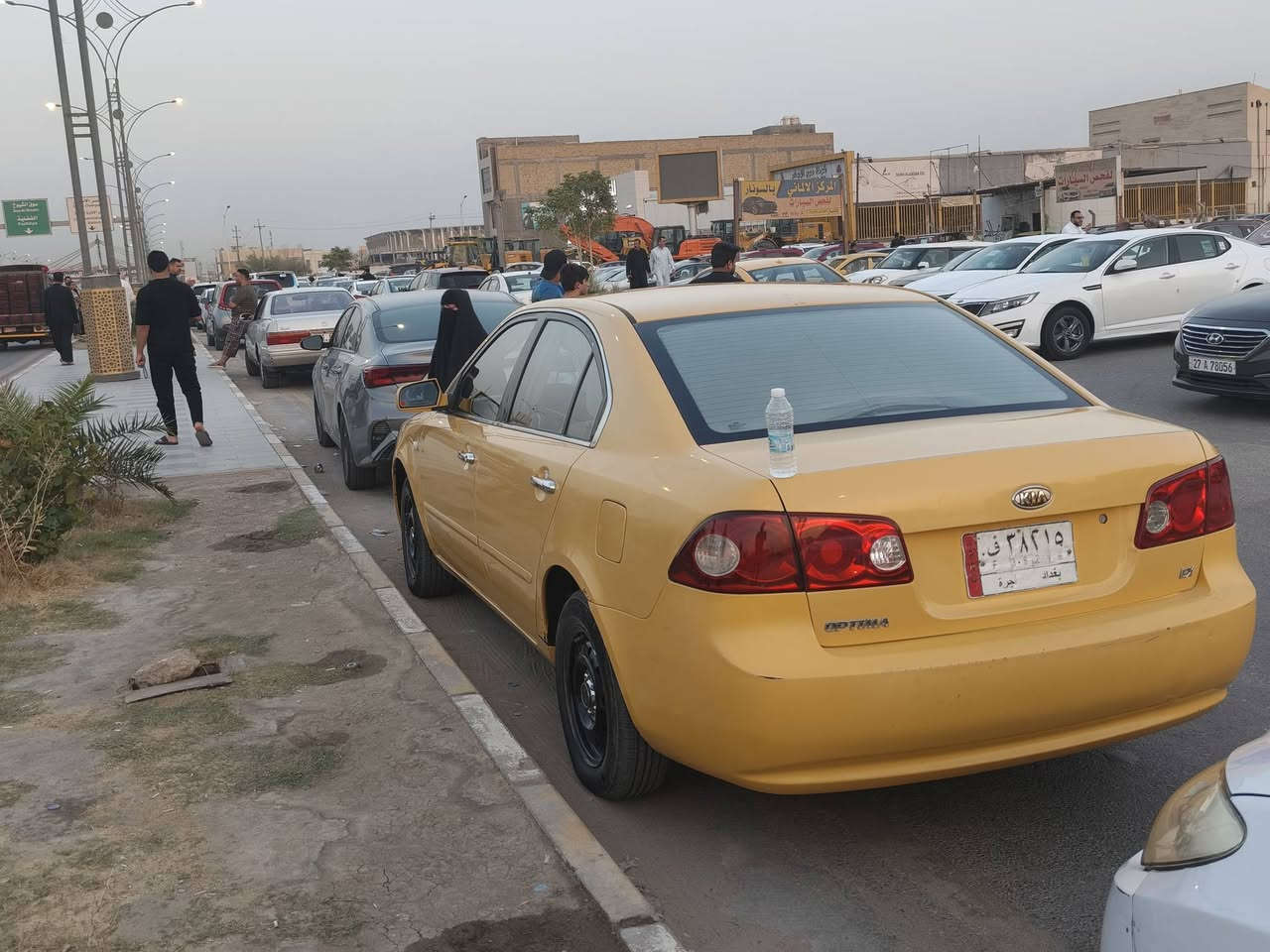 السلام عليكم اوبتيما 2008 خليجي مكفوله لا ضربه ولا تبديل  رقم بغداد مداور مباشر مصفره غرامات والهيه  مكاني ناصريه مركز   سعره 95 وبيه مجال قليل بيع او مراوس بخصوصي ( ملاحضا السياره تبريده عاطل.  ***********
