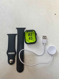 ساعة ابل • كوبي • اقتصادي