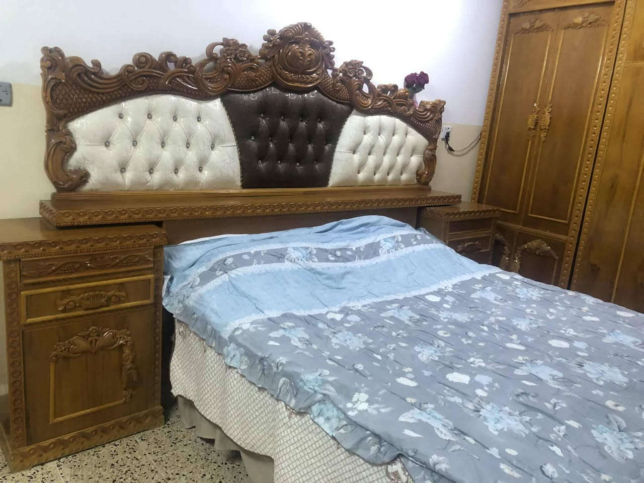 غرفه نوم ثقيل للبيع


**إذا كنت صاحب هذا الإعلان وتريد حذفه لأي سبب، رجاءا أرسل رسالة إلى الدعم الفني**