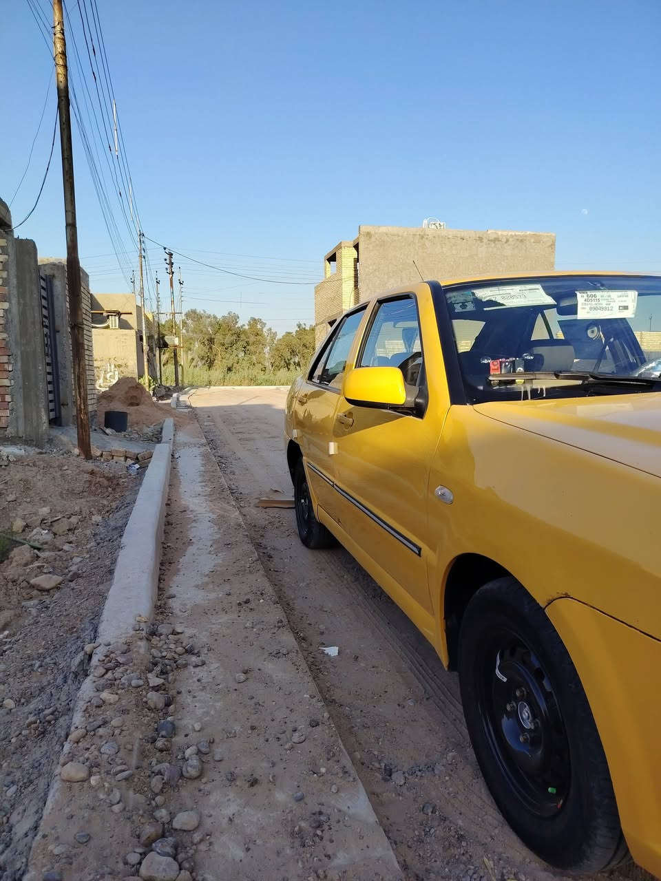 سلام عليكم شيري ميرال ٢٠١٦ مابيها نقص برغي كفاله عامه من الضربه والصبغ بيها مكانت بارد ما مبينات فقط محرك كير كفاله عامه تبريد منضومه جديده وثلج مصفره هيئه وغرامه 44وبيها مجال تحويل مباشر ***********
