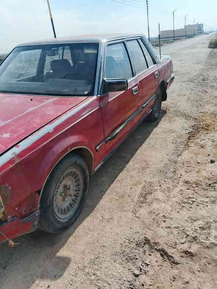 سلام عليكم سوبر للبيع 
موديل 85 رقم بغداد سنويه عضم بعدهي مامحولين لوحات مالك بغداد السعر 20 أو بيه مجال المكان ديوانيه قضاء الشاميه الاستفسار ***********
