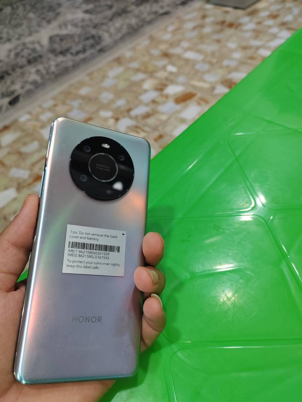 سلام عليكم هونراكس ٩ للبيع استخدام شخصي سعر ١٥٠، رقم ***********
