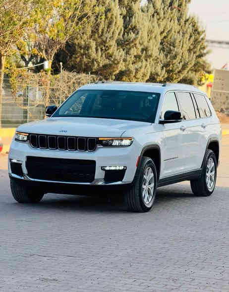 جيب لمتد لمتدد 2023 
7  راكب داخل VIP

ماشيه : 3 الف مايل 

محرك : 6 سلندر 

المواصفات : فول موصفات ماعدا بانوراما

كامره خلفيه ٠

رادار امامي ٠

رادار جانبي ( نقطه عمياء )

نظام المحافظه على المسار ٠

نظام التوقف الذاتي ( مانع تصادم )

نظام الإطفاء الذاتي أثناء التقاطعات ٠

صندوق كهربائي شفط ٠

كشنات كهرباء وتدفئة امامي خلفي ٠

تدفئه الاستيرن ٠

شفتات استيرن ٠

مثبت سرعه ٠

شاشه دجتال شاشه اعطال

لايت زنون مع لدات ٠

أشاير بالمري ٠

كير ماوس ٠

كشن خزن ميموري ٠

دخول ذكي بدون مفتاح ٠
دفع رباعي 4*4

تشغيل عن بعد ٠

ويل قياس 20 انج ٠

نظام الخرائط GPS
السعر :  280 $ورقة بدون رقم
صبغ :- بوند و جملغ صبغ بدون دواخل و بدون ارباك جميع ارباكات سليمه بلادي
سياره بدون رقم لازم ترقيم شمالي فقد
عنوان 📍عقرة
رقم تلفون و واتساب ☎️
*********** Singapore
