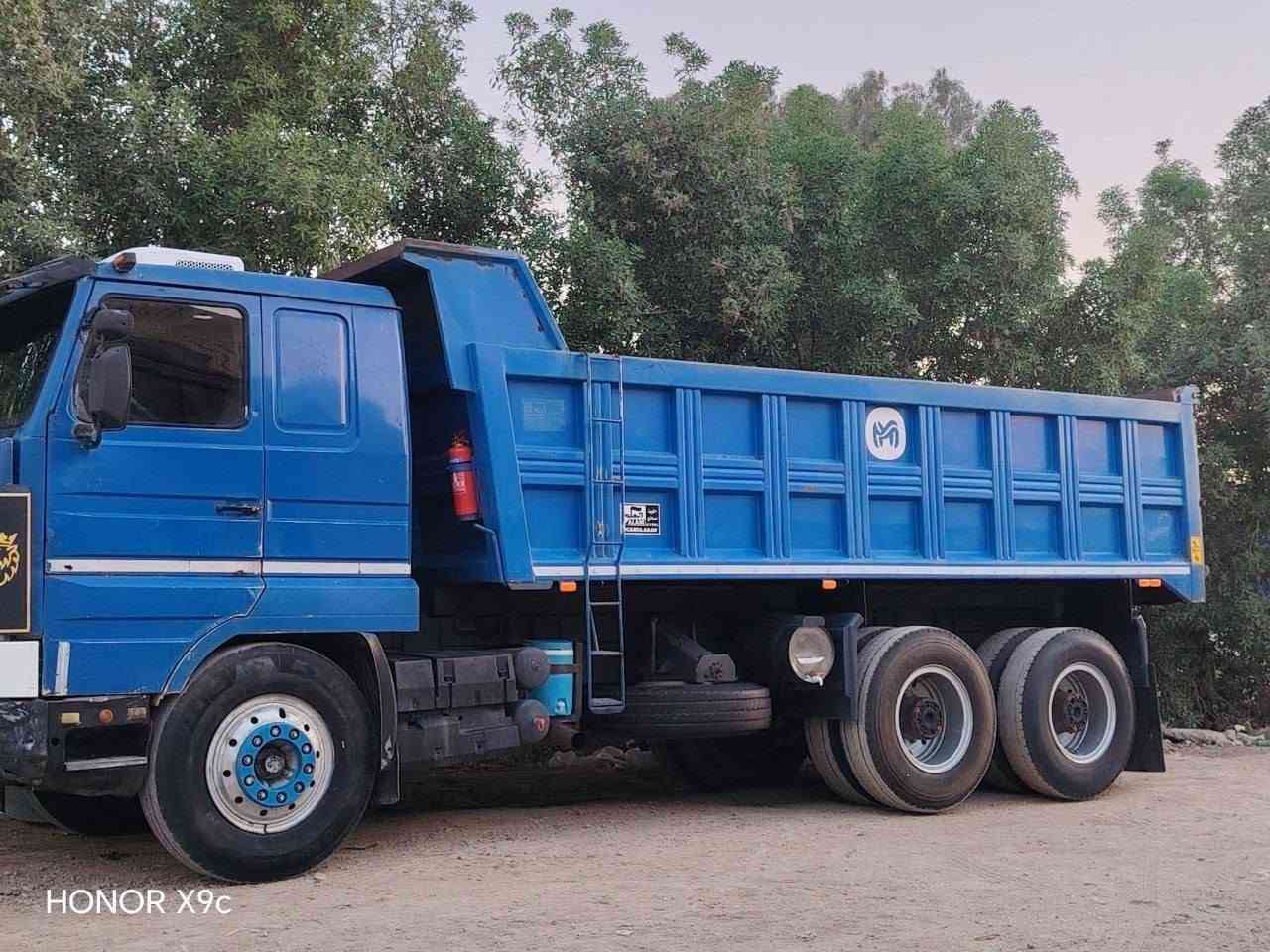 سكانيه ١٣
موديل ٩٢
رقم ديالى بسمي سنويه ٣١
طويل بلادي شاصي ١٠
باج ٨ ملم
مكينه 88 بيه بخار
كير ٣/٣
مجموعه بومه ١٩/ ٢٦
تخم تاير 
غمار ٤ جوبلس
العنوان بغداد العبيدي 
سعرها ٣٢٥
***********
