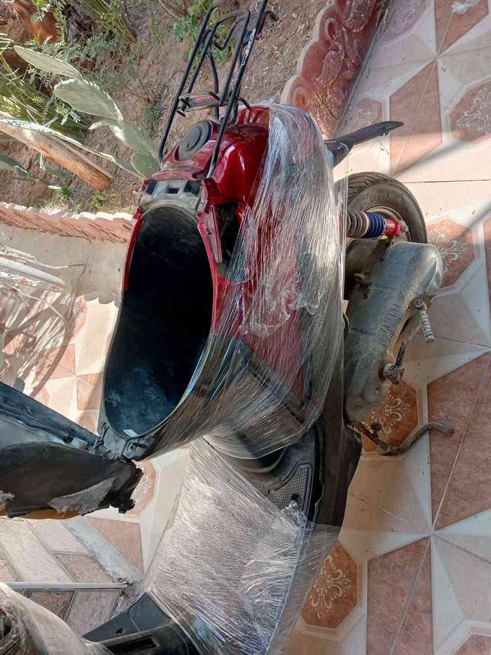 سلام عليكم شباب عندي دراجه زعره نظيفة دراجه شغاله الاستفسار تصال على هذا الرقم ***********
