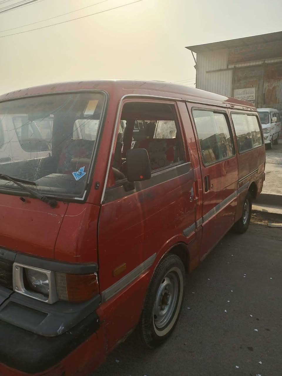 سلام عليكم ماصده ياباني 14راكب رقم احمر بغداد اتكفل سرقه وعشاءر مكينه وكير واكسن  خير من الله السعر ١٨ وبيها مجال رقم الهاتف *********** مكان السياره بغداد
