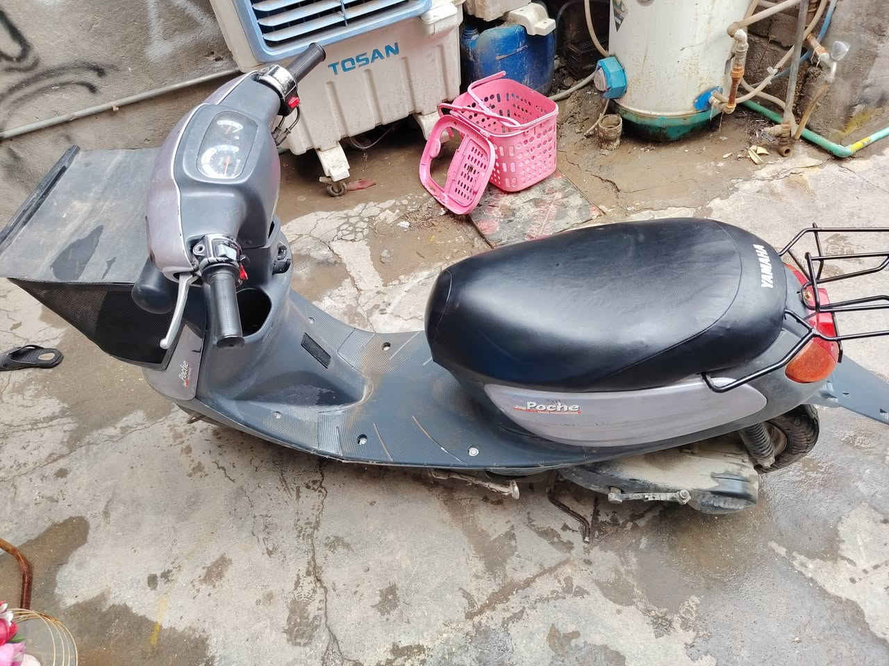 السلام عليكم دراجه منغولي ام سله نضيفه كفرات نضيفه صوت ناعم حلو كامله شاصي مكفول اشاير كلوب هورن كله شغاال سله نضيفه السعر 350 بيه مجال  مال متوازي والله مكاني حي رمضان***********
