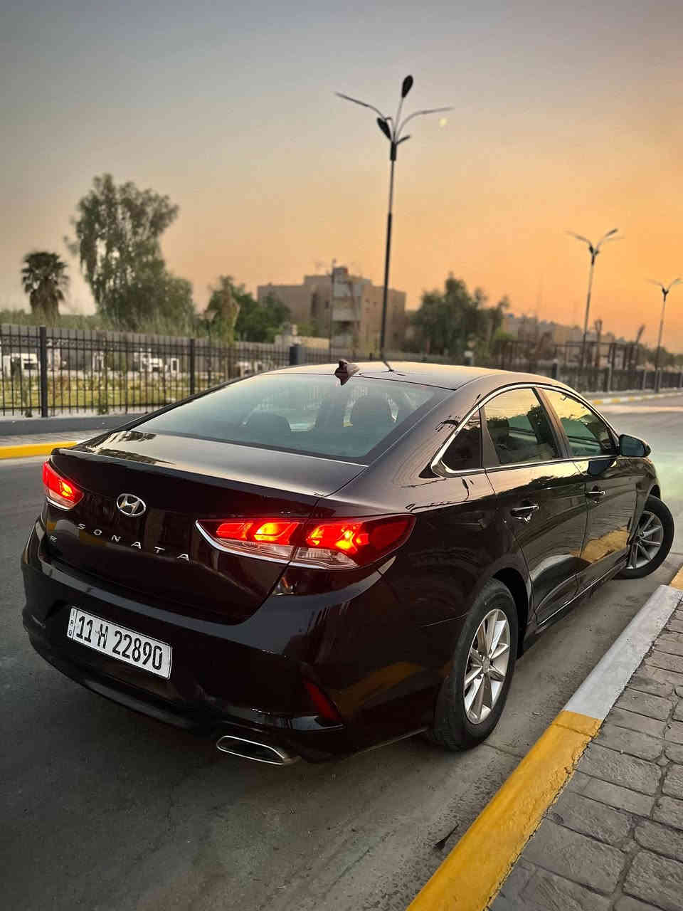 سوناتا 2019 امريكي
رقم بغداد انكليزي باسمي
مكينه 2400gdi
شاشه كبيره كار بلي كاميرا دواره
رادار خلفي نقطه عمياء رادار جانبي مود درايف شاشه اعطال تحكمات ستيرن داخل بيجي
مكينة مفتوحه
ضرر كما موضح بالصور
جاملغ سايق وربع بنيد وجاملغ خلفي اهنا نصبغ بيهه جاملغ عكس السايق السونار مرفق بالمنشور
سياره جاهزه بدون نواقص
مكانها بغداد
رقم ***********
